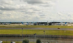 Flight operations at Heathrow Airport (LHR/EGLL), London, England (U.K.)
