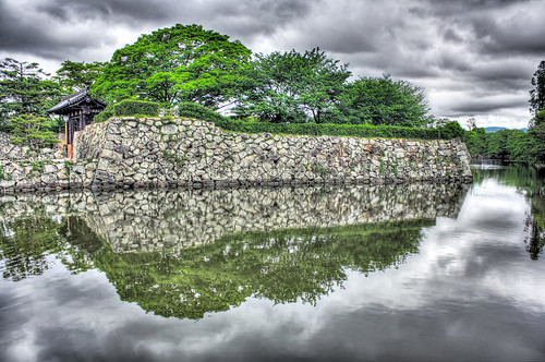 Himeji J -  Himeji-jo  White Heron Castle water ditch 09