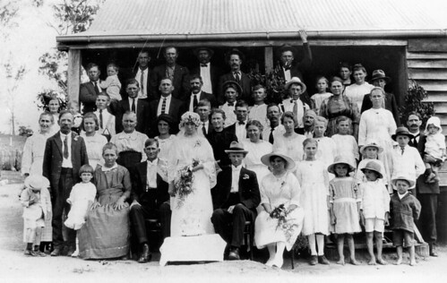 Enkelmann-Manz family wedding party, Minden area, ca. 1923