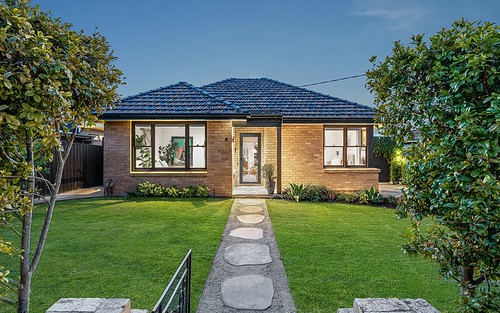 5 Exeter Grove, Belmont VIC