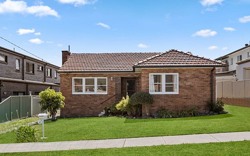 4 St Vincents Rd, Bexley NSW 2207