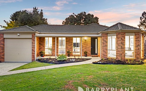 8 Westminster Drive, Rowville VIC 3178