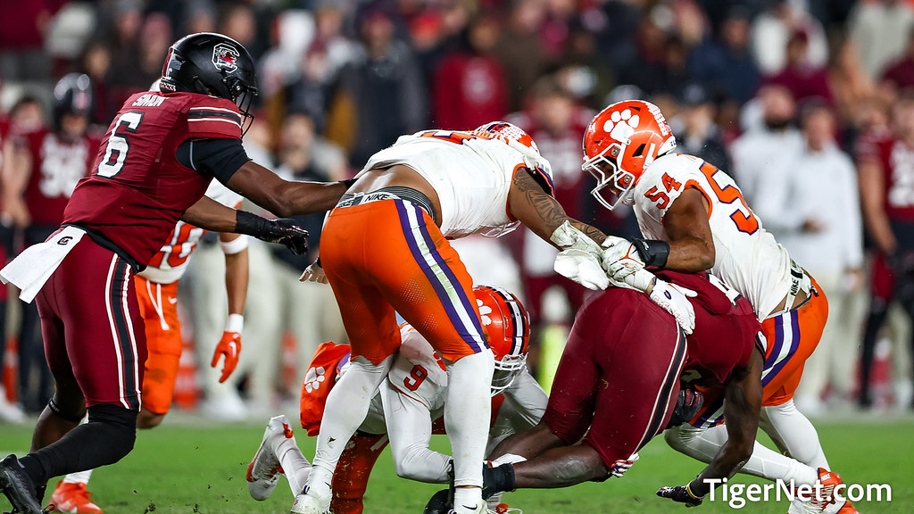 Clemson Football Photo of South Carolina and jeremiahtrotterjr and RJ Mickens