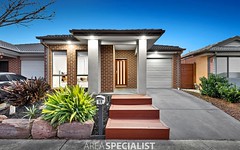 17 Trainers Way, Clyde North VIC