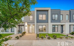 7a Thoroughbred Drive, Clyde North Vic