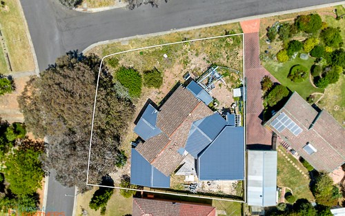 38 Armstrong Crescent, Holt ACT