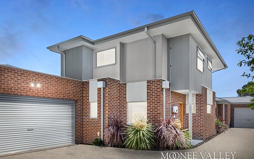 2/18 Robson Avenue, Avondale Heights VIC