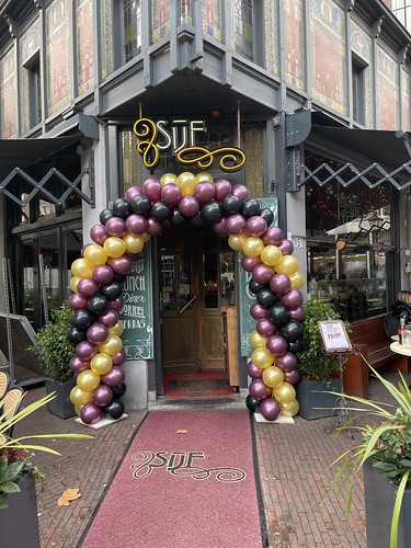 Balloon Arch Bar Restaurant Sijf Oude Binnenweg Rotterdam