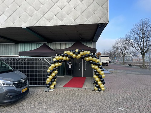 Ballonboog 6m Hal4 aan de Maas Rotterdam