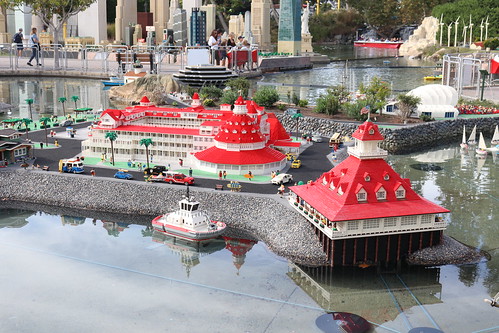 Miniland at Legoland California • <a style="font-size:0.8em;" href="http://www.flickr.com/photos/28558260@N04/53376066795/" target="_blank">View on Flickr</a>