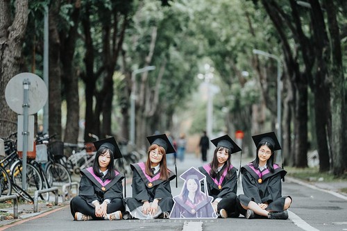 台灣大學畢業照