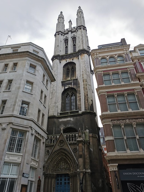 Church of St Michael, Cornhill, London (02)<br/>© <a href="https://flickr.com/people/28399342@N08" target="_blank" rel="nofollow">28399342@N08</a> (<a href="https://flickr.com/photo.gne?id=53449188351" target="_blank" rel="nofollow">Flickr</a>)