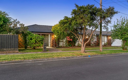 1 Glenmaggie Court, Wantirna South VIC