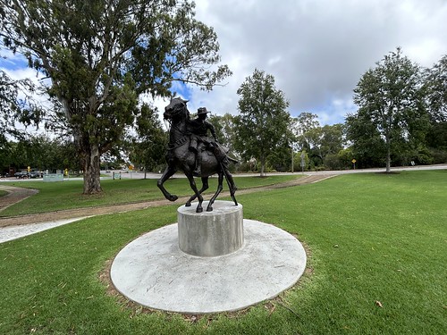Light Horse Memorial, Victory Memorial Gardens