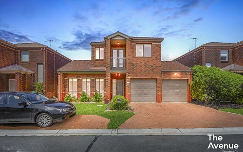 65 The Glades, Taylors Hill VIC