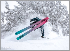 Powder Skiing Spin