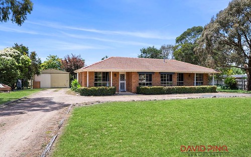 4 Collier Close, Romsey VIC
