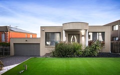 7 Helmsdale Crescent, Greenvale Vic