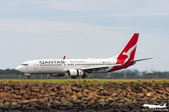 Qantas | VH-VZW | Boeing 737-838 | Sydney Kingsford Smith International Airport (SYD/YSSY)