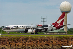 Qantas | VH-XZJ | Boeing 737-838 (Mendoowoorrji Livery) | Sydney Kingsford Smith International Airport (SYD/YSSY)