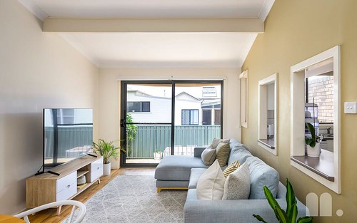 2/5-7 Hall St, Merewether NSW 2291