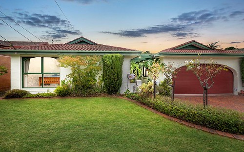 27 Meadowbrook Dr, Wheelers Hill VIC 3150
