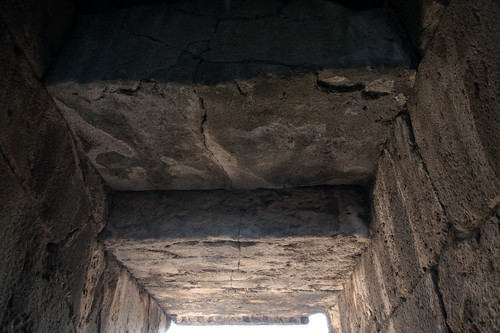 Alatri, Civita, 4: Porta Maggiore, detail