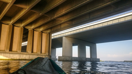 Kayaking under the Hollandse brug