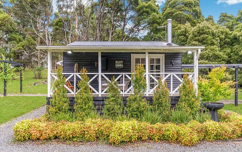 21 Thurgoods Lane South, Barrys Reef VIC