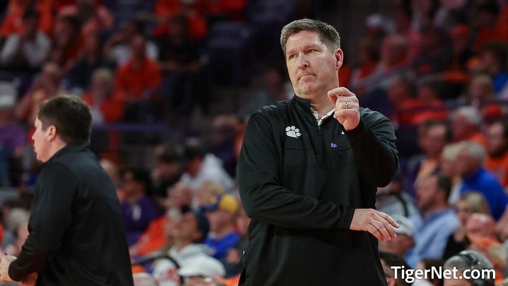 Clemson Basketball Photo of Brad Brownell and pittsburgh