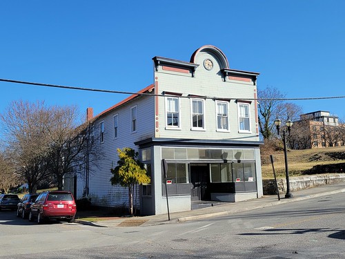 old building in Roanoke, Virginia