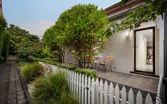 18 Medley Place, South Yarra VIC