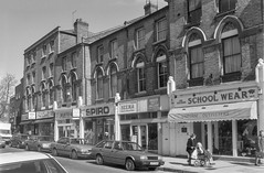 Shops, 140-152, Brent St, Hendon, Barnet, 1994, 94-3t-36