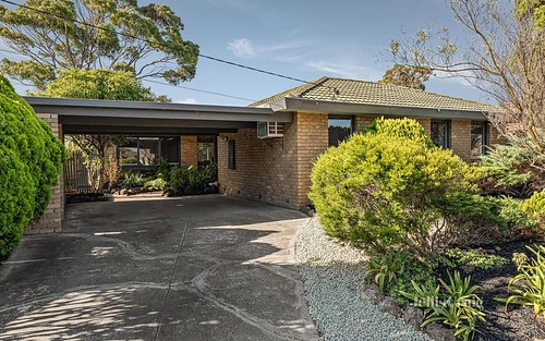 15 Selsey St, Seaford VIC 3198