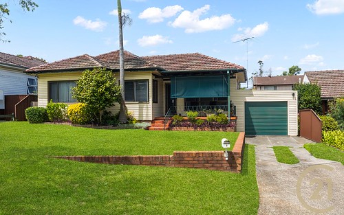 9 Kinross Pl, Revesby NSW 2212
