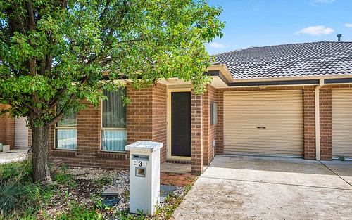 3 Jeff Snell Crescent, Dunlop ACT