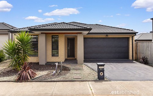 24 Gershwin Cr, Point Cook VIC 3030