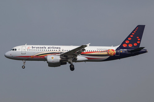 Brussels Airlines _ Airbus A320-200 (OO-SND) 02
