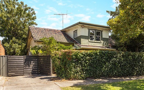 3 Olive Gr, Pascoe Vale VIC 3044