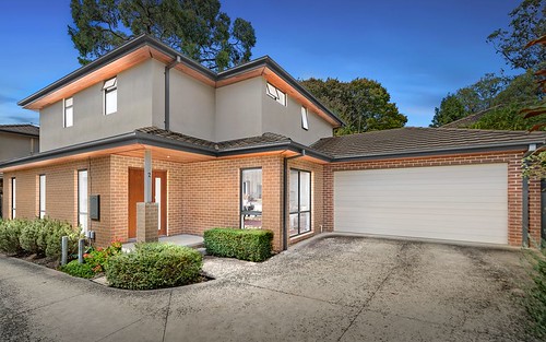 2/10 Berry Rd, Bayswater North VIC 3153