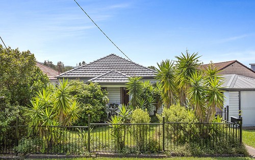 2 Phillips Avenue, West Wollongong NSW