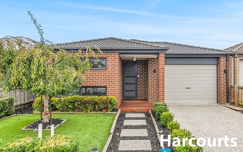 17 Double Delight Drive, Beaconsfield VIC