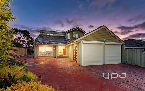 1/8 Care Close, Meadow Heights VIC