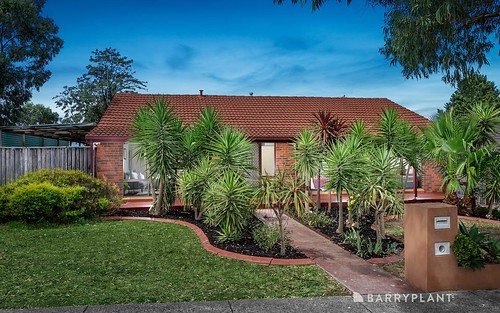 6 Wenden Rd, Mill Park VIC 3082