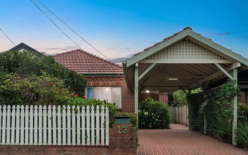 13 Crabbes Avenue, Willoughby NSW