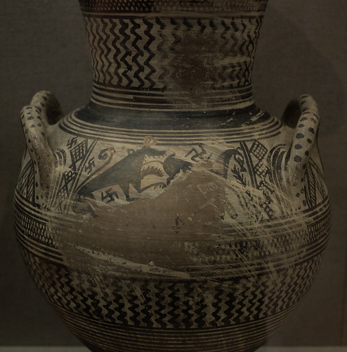 Boeotian Late Geometric belly-handled amphora in Bonn with lion and horse or deer