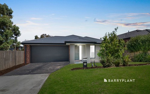 5 Bayview Road, Officer VIC