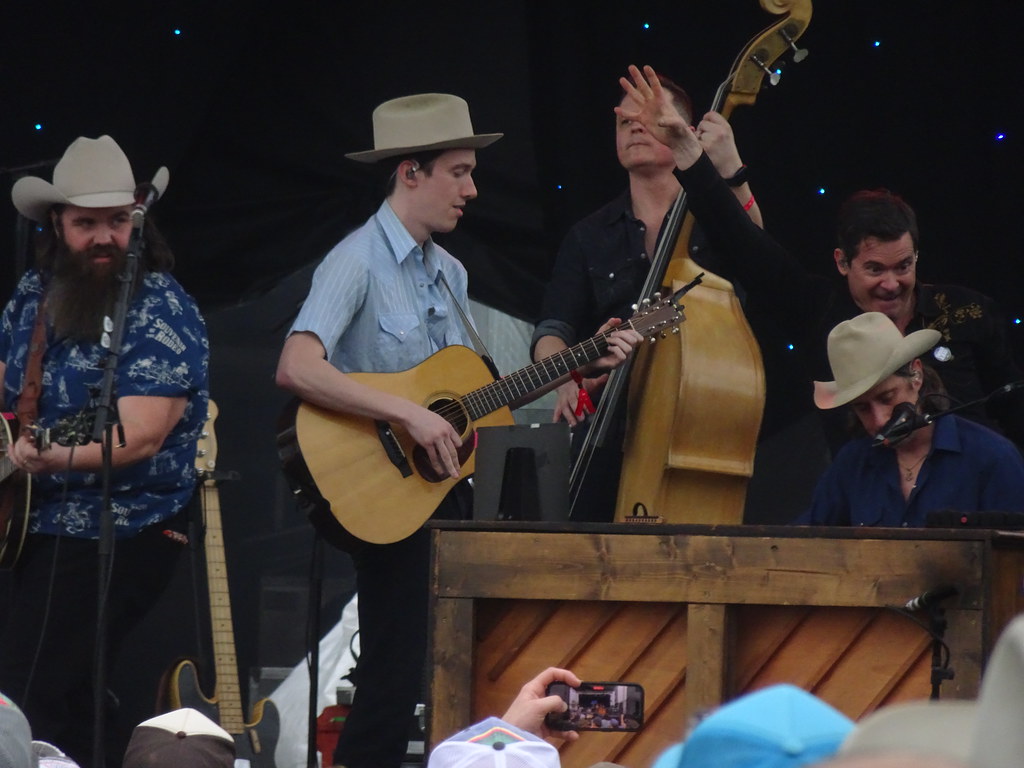 Old Crow Medicine Show images