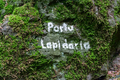 Naturpark Habichtswald - Am Brasselberg 11 Felsentor Porta Lapidaria