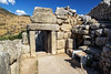 Porta secondaria di ingresso a Micene - Secondary entrance gate to Mycenae